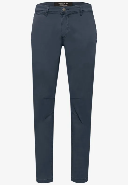 Zachte chino's in een verwassen look dark sky blue