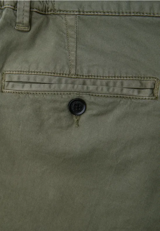 Chino avec ceinture stretch rustic green