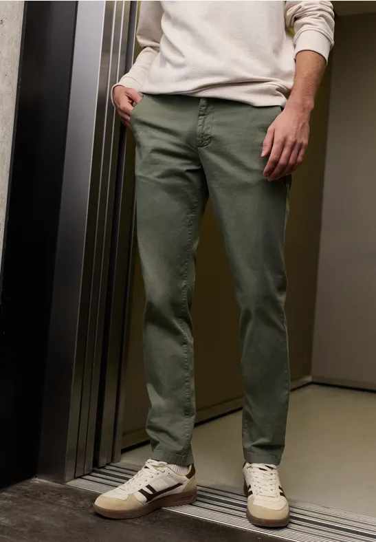Chino avec ceinture stretch rustic green