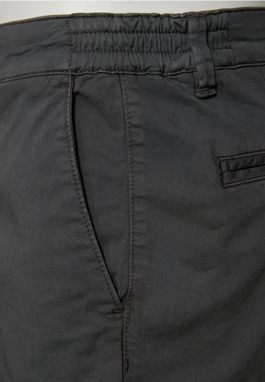 Slim Leg Chino mit Stretchbund industrial grey