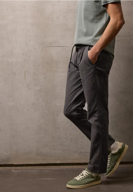 Chino met structuur industrial grey