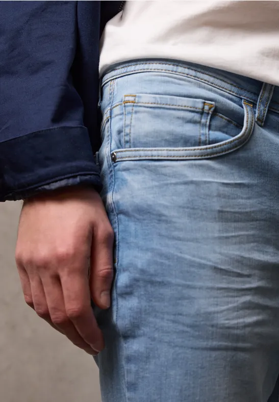 Slim Leg Jeans light blue wash