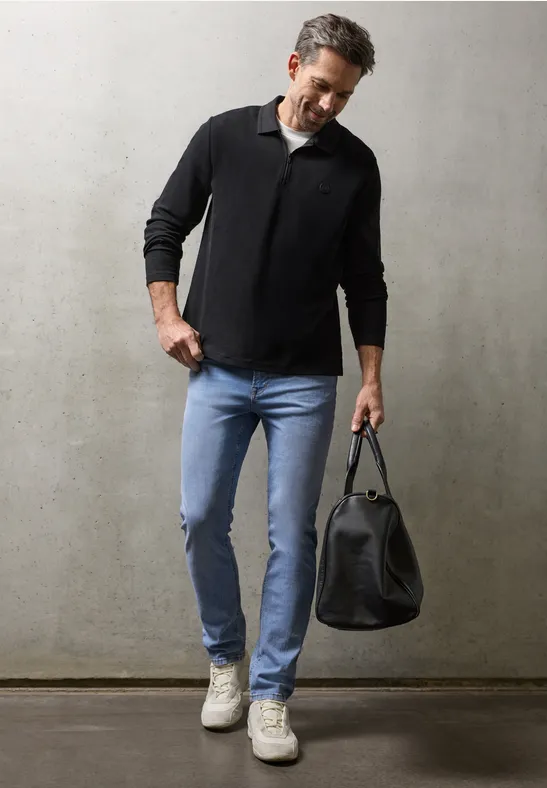 Slim Leg Jeans light blue wash