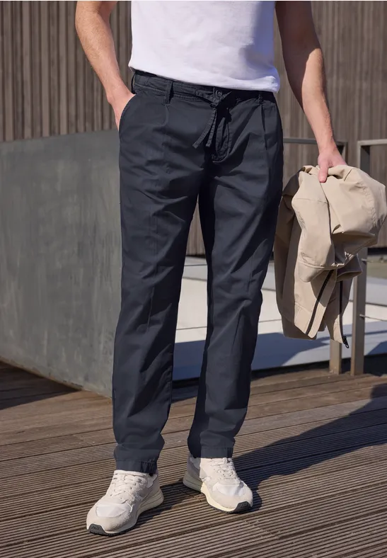 Chino Straight Leg en qualité légère dark ink blue