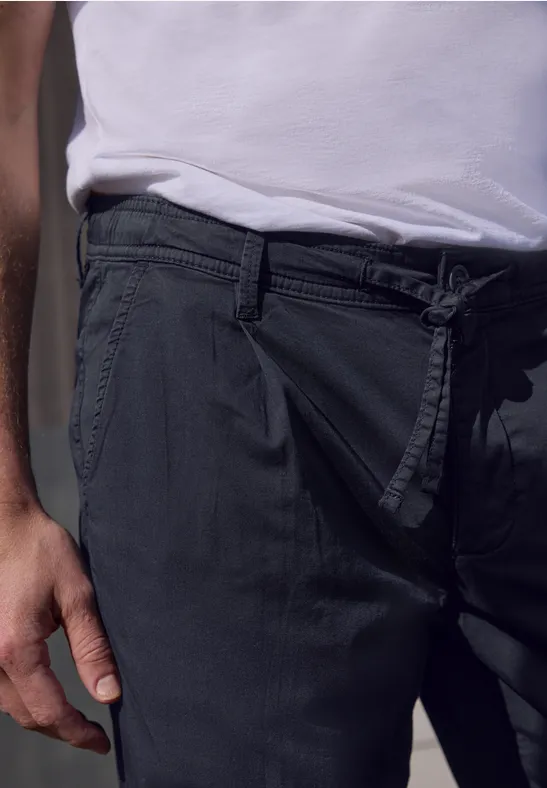 Chino Straight Leg en qualité légère dark ink blue