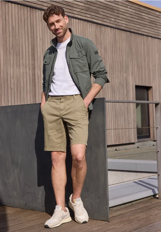 Regular Fit chino shorts met zakken warm sand