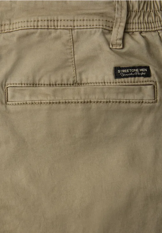 Regular Fit chino shorts met zakken warm sand