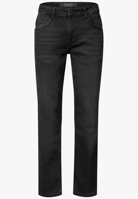 Schlichte schwarze Jeans in geradem Schnitt mit fünf Taschen und Reißverschluss.