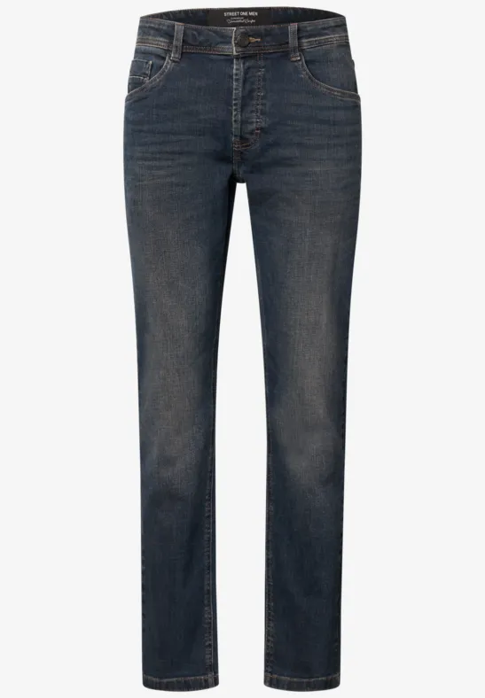 Dunkelblaue, gerade geschnittene Jeans aus Denim mit klassischer Waschung und fünf Taschen.