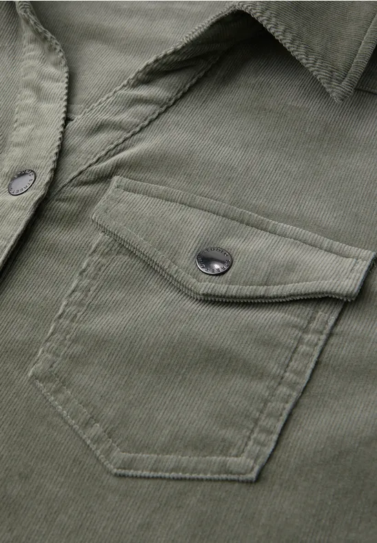 Cordkleid mit Volant reed green