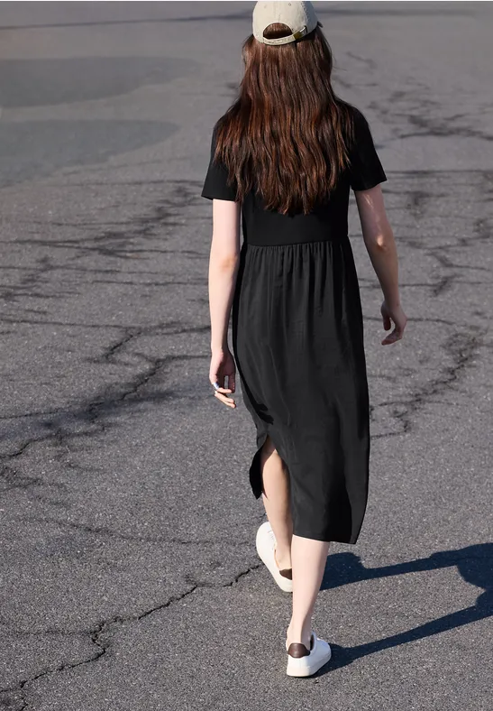 Robe midi à col rond et mélange de structures Black