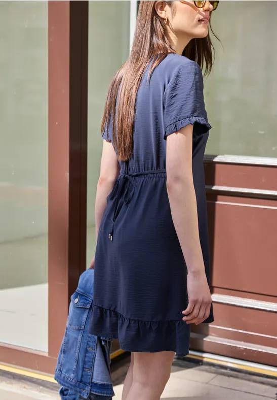 Knielanges Kleid mit Volant-Detail midnight muse