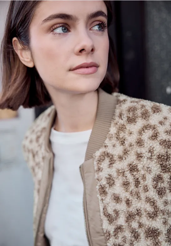 Blouson avec motif léopard cashmere grey