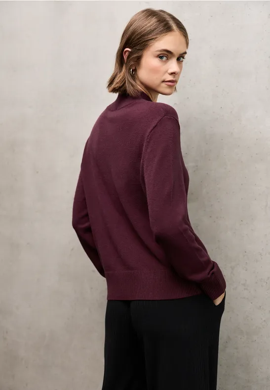 Pull à col tourbillon dark plum red