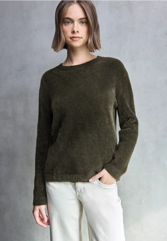 Kuscheliger Rundhalspullover hollow green