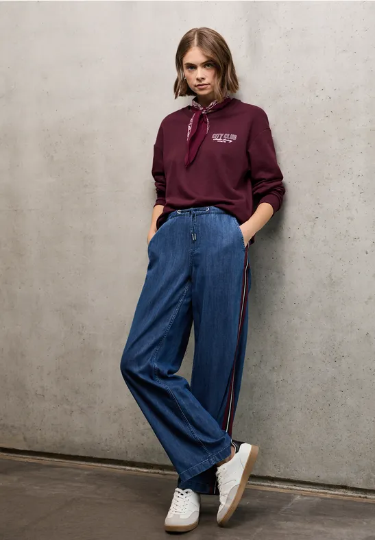 Loose Fit Backprint Sweater dark plum red