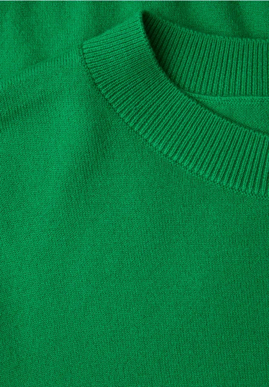 Pullover im Feinstrick bold green