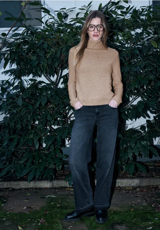 Pullover mit Knopfdetail buffed beige mel.