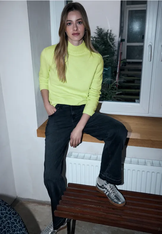 Pullover mit Knopfdetail flare green mel.