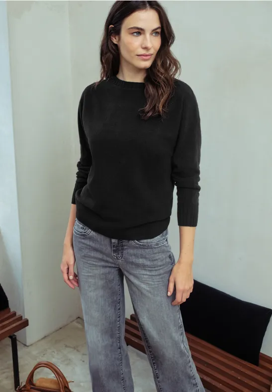Dolman Pullover Black