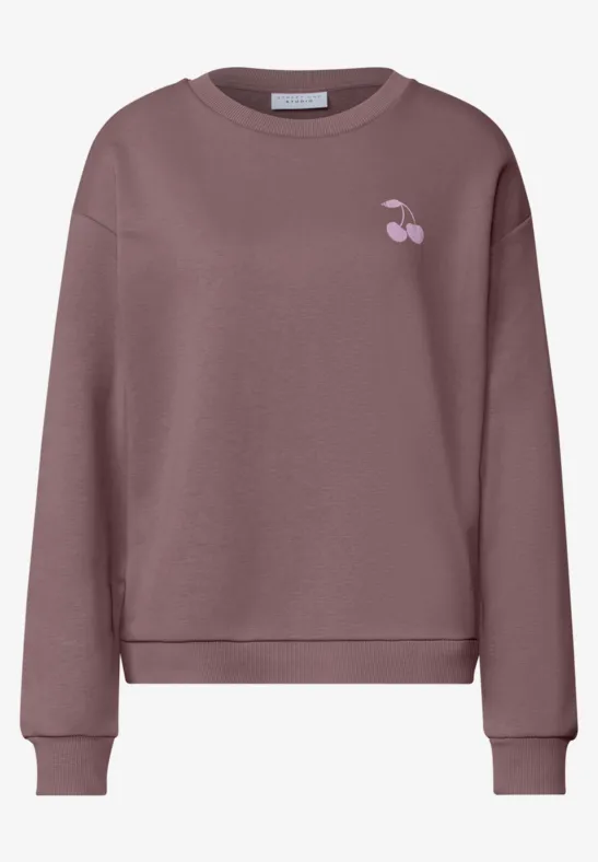 Sweat-shirt violet foncé avec petit motif de cerise sur la poitrine.