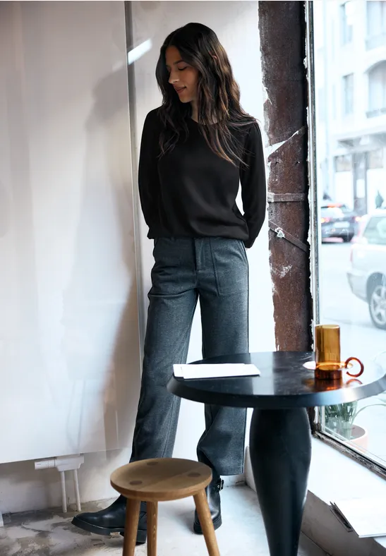 Shirt mit Raffung Black