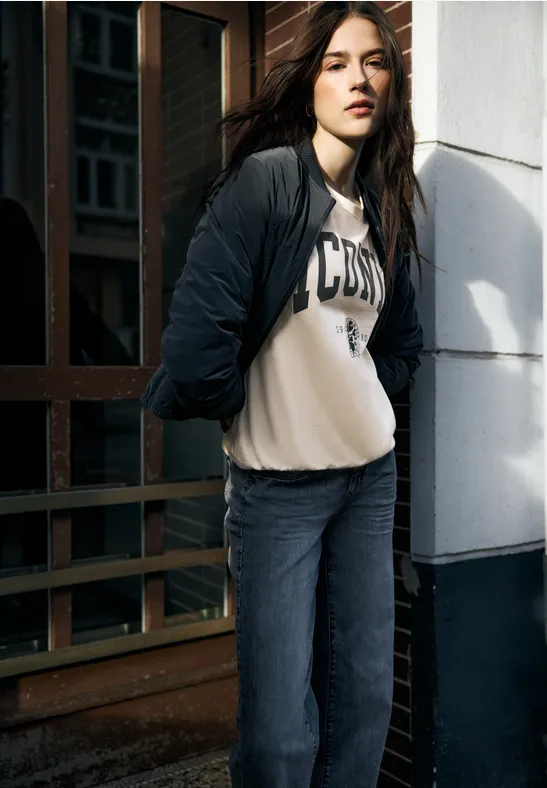 Shirt met tekst soft beige