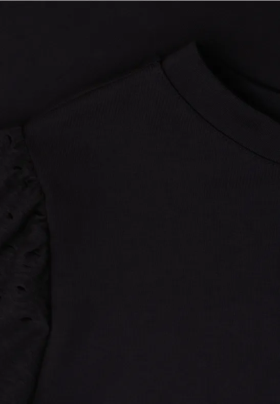 T-Shirt mit Rundhals und Spitzenärmeln Black