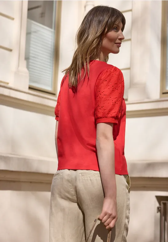 T-Shirt mit Rundhals und Spitzenärmeln chili red
