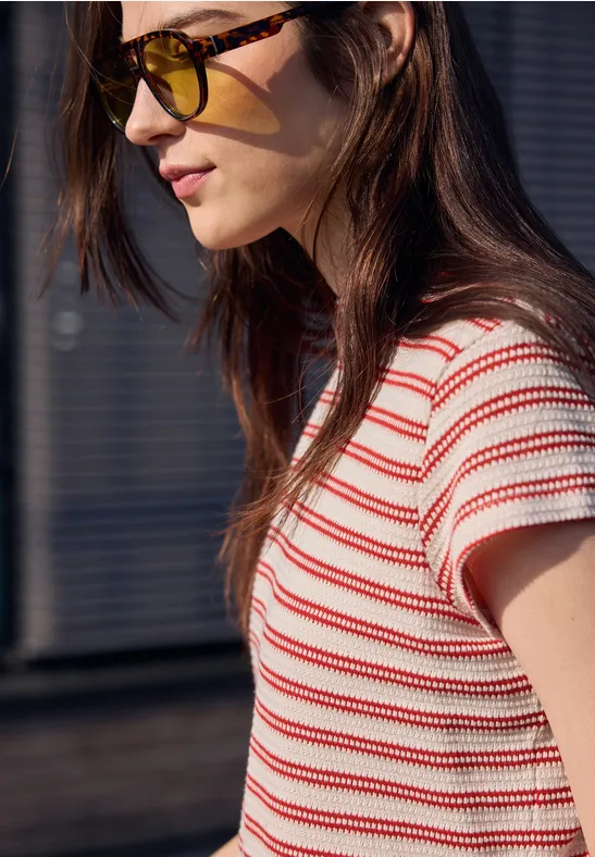 Kurzarm T-Shirt mit Struktur torch red