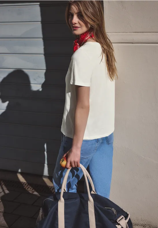 T-Shirt mit Rundhals und Stickerei off white