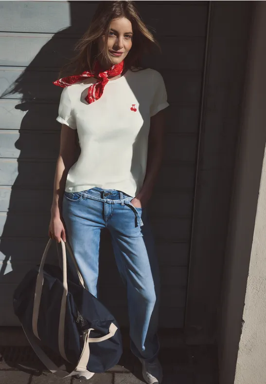 T-Shirt mit Rundhals und Stickerei off white