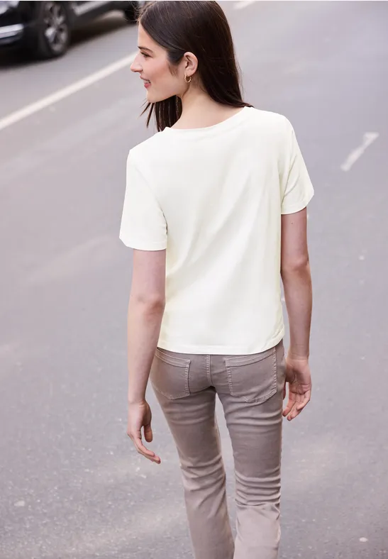 Basic T-Shirt mit Detailprint off white