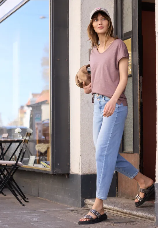 Shirt met hangende schouder in jersey hazy rose