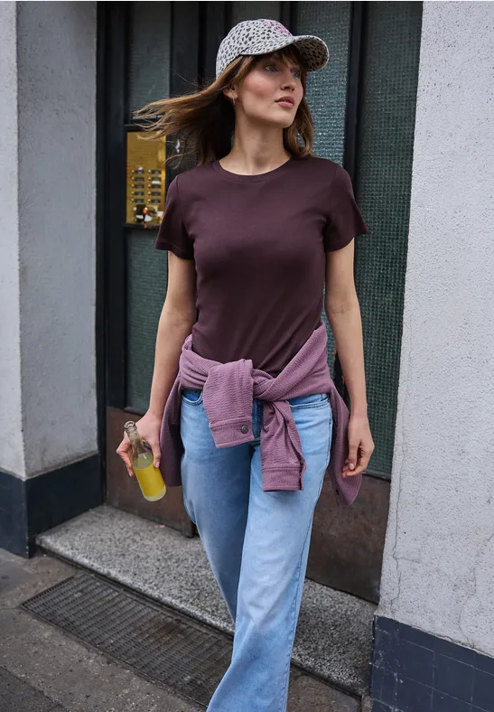 Basic T-Shirt mit Rundhals und Kurzarm very berry