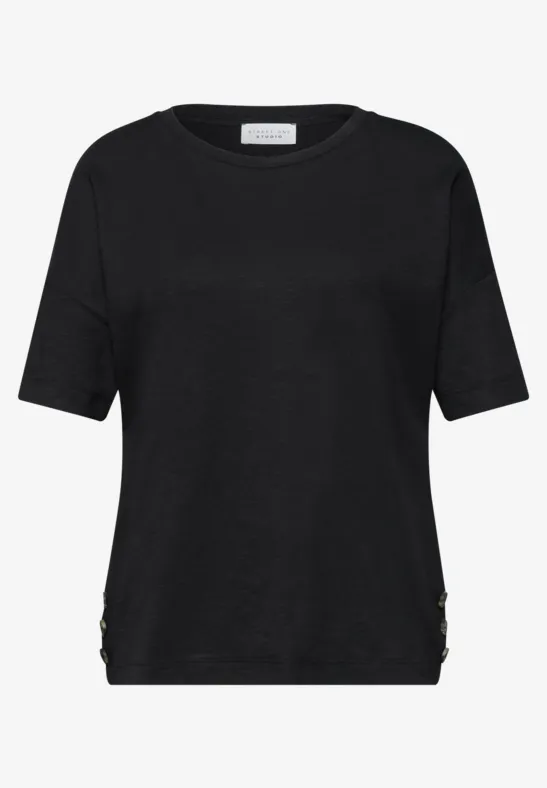 Schwarzes Kurzarmshirt mit Rundhals und seitlichen Zierknöpfen