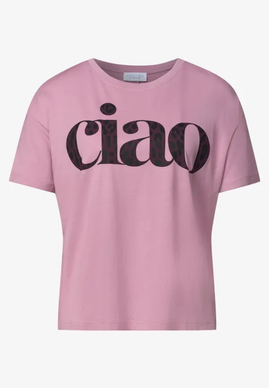 T-shirt rose à manches courtes avec l’inscription noire 'ciao' sur le devant.