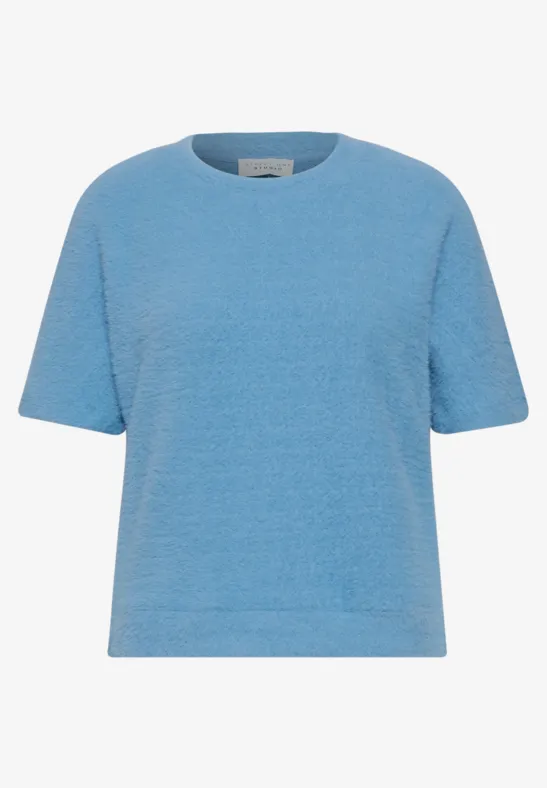 Hellblaues T-Shirt mit Rundhalsausschnitt und kurzen Ärmeln aus strukturiertem Stoff.