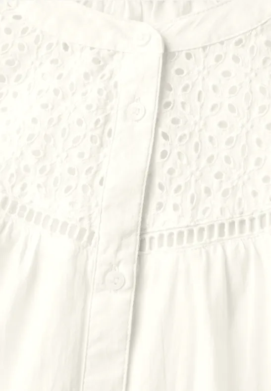 Kurzarmbluse mit Stickerei off white