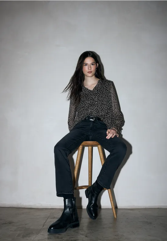 Chiffonbluse mit Volants Black