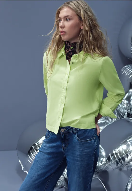 Sztruksowa bluzka koszulowa null