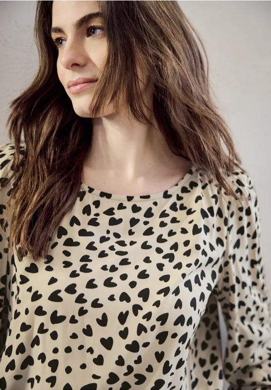 Blouse avec motif de cœur stone sand