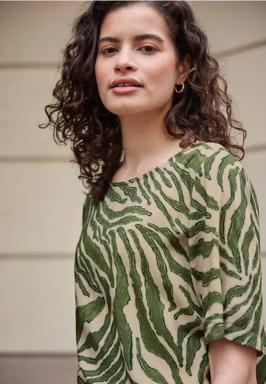 Kurzarm Bluse mit Rundhals und Print Lichen Green