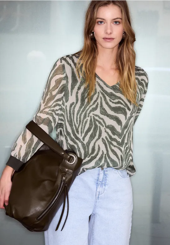 Blouse à manches longues avec col en V en mousseline de soie Lichen Green