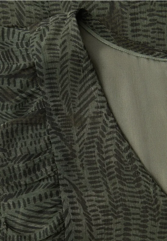 V-Neck Top aus Chiffon mit Volants oil green