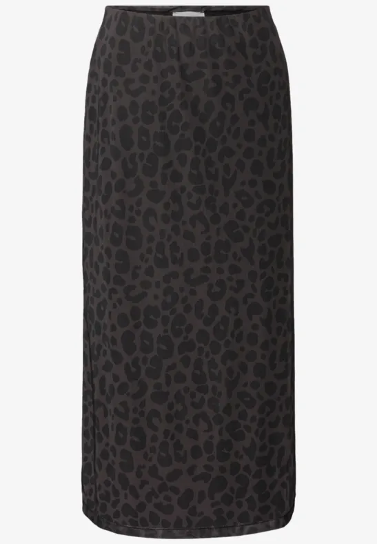 Leo Mesh-Rock dark auburn brown