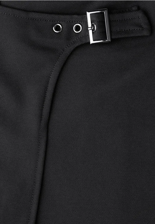 Skort in Wickeloptik Black