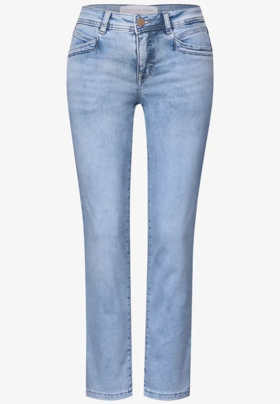 Straight Leg Jeans Ultra Bleach Wash