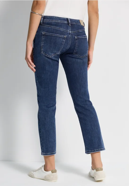 Straight Leg Jeans Dark Blue Wash