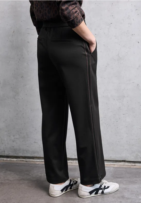 Hose mit Gallonstreifen Black